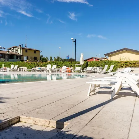 Apartamento Mazzarona Family - Luminoso Con Piscina Al Secondo Piano Sirmione